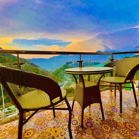 Hotel Kempty - A Boutique Hotel, Mussoorie Eksteriør billede