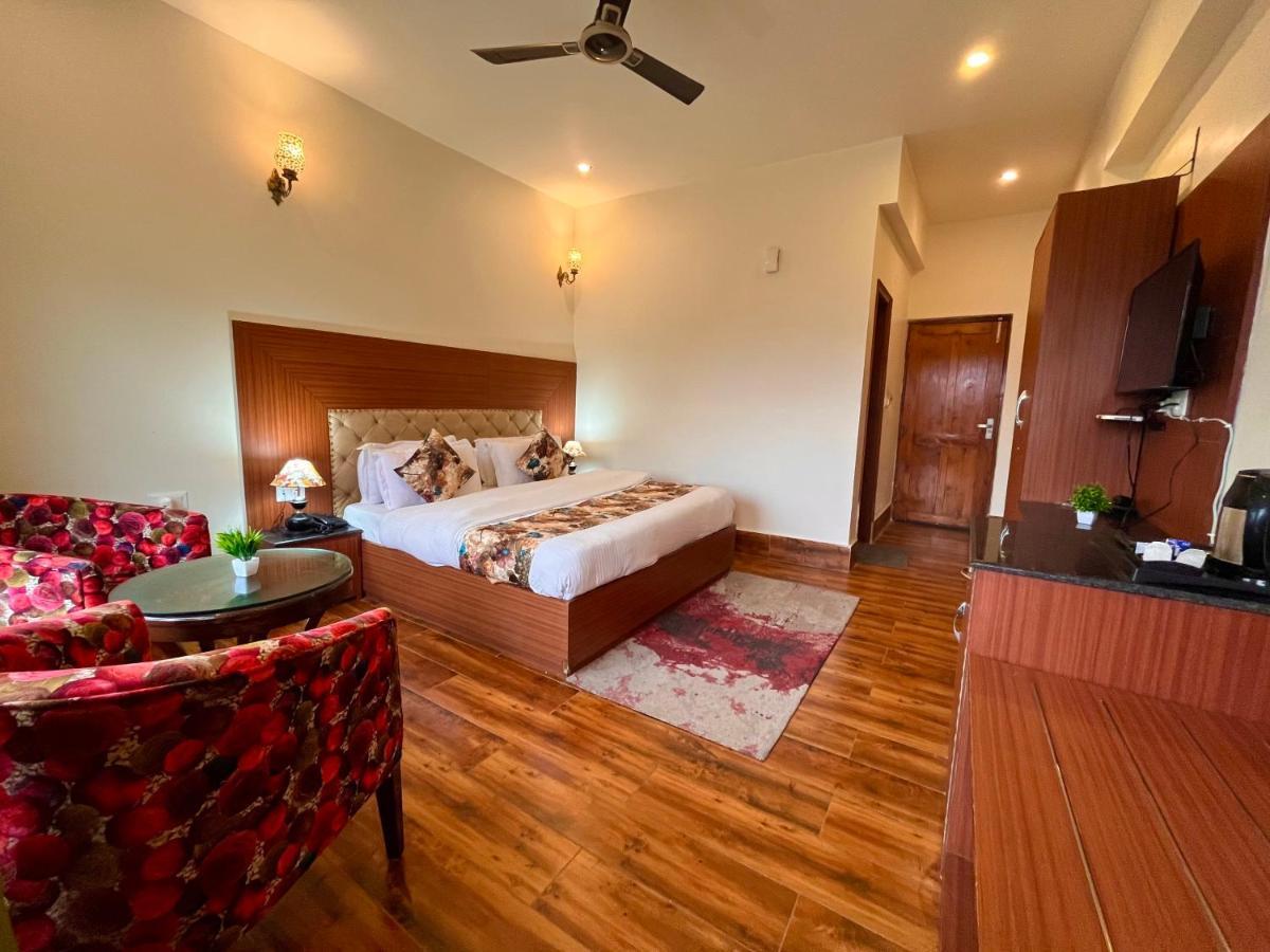 Hotel Kempty - A Boutique Hotel, Mussoorie Eksteriør billede