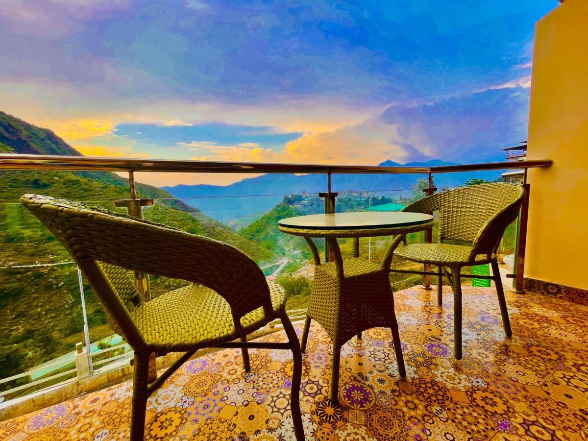 Hotel Kempty - A Boutique Hotel, Mussoorie Eksteriør billede