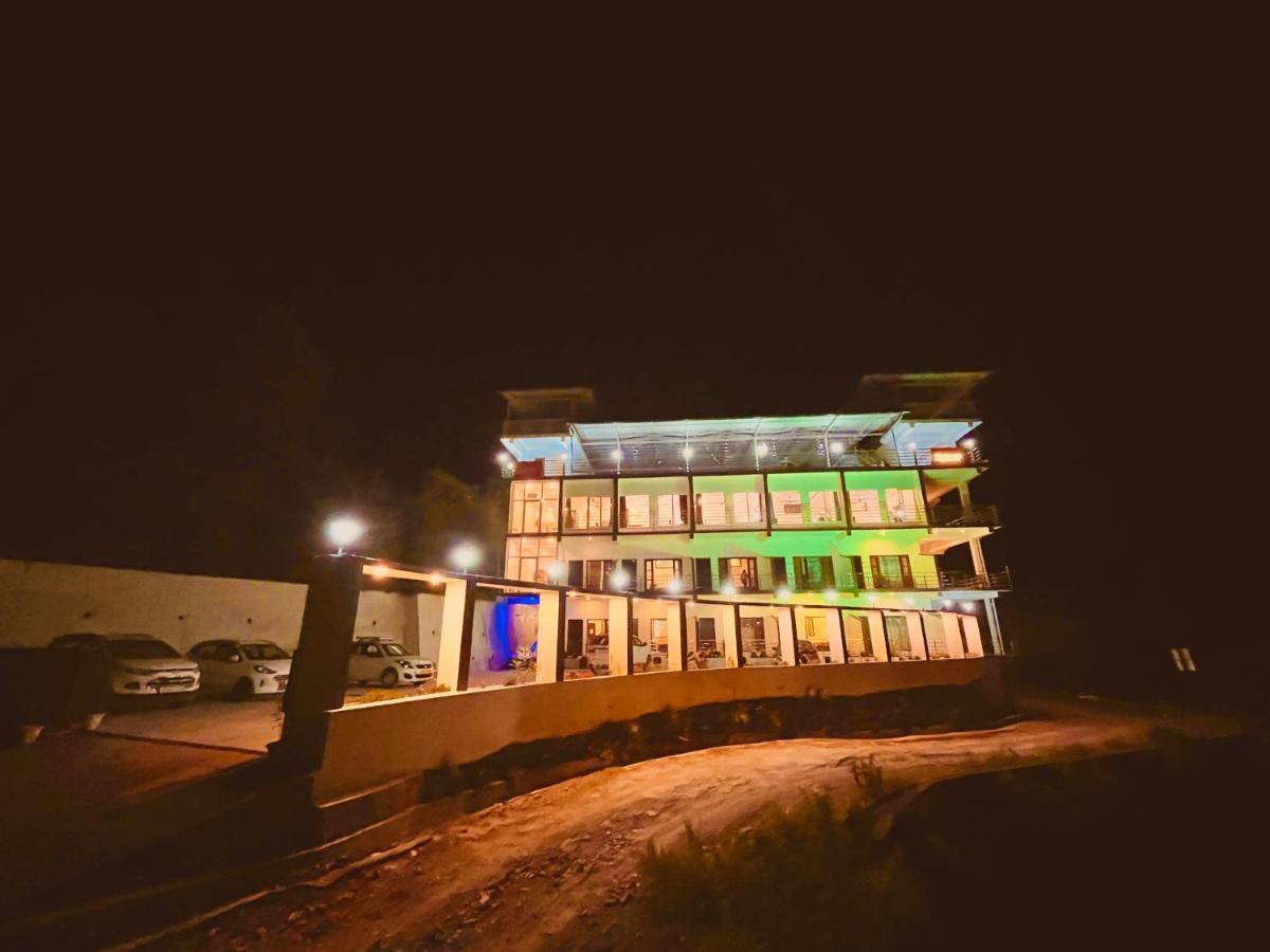 Hotel Kempty - A Boutique Hotel, Mussoorie Eksteriør billede